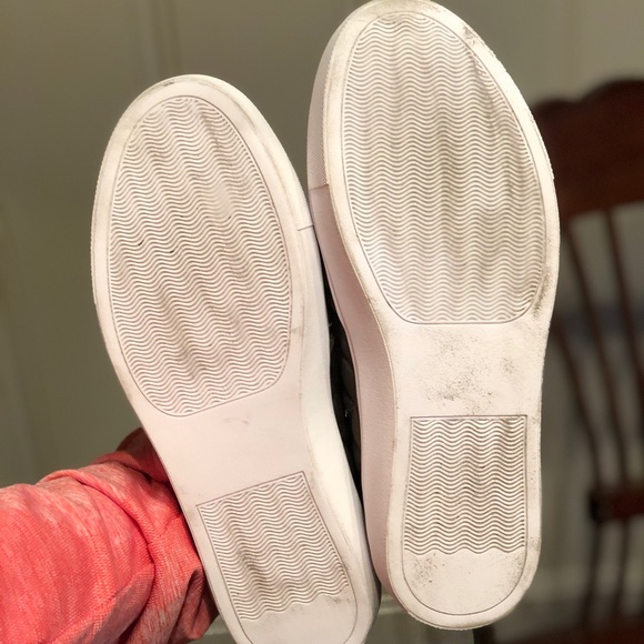 ⭐️Steve Madden Women’s Ecentric-Q Sneakers⭐️ - Picture 4 of 4